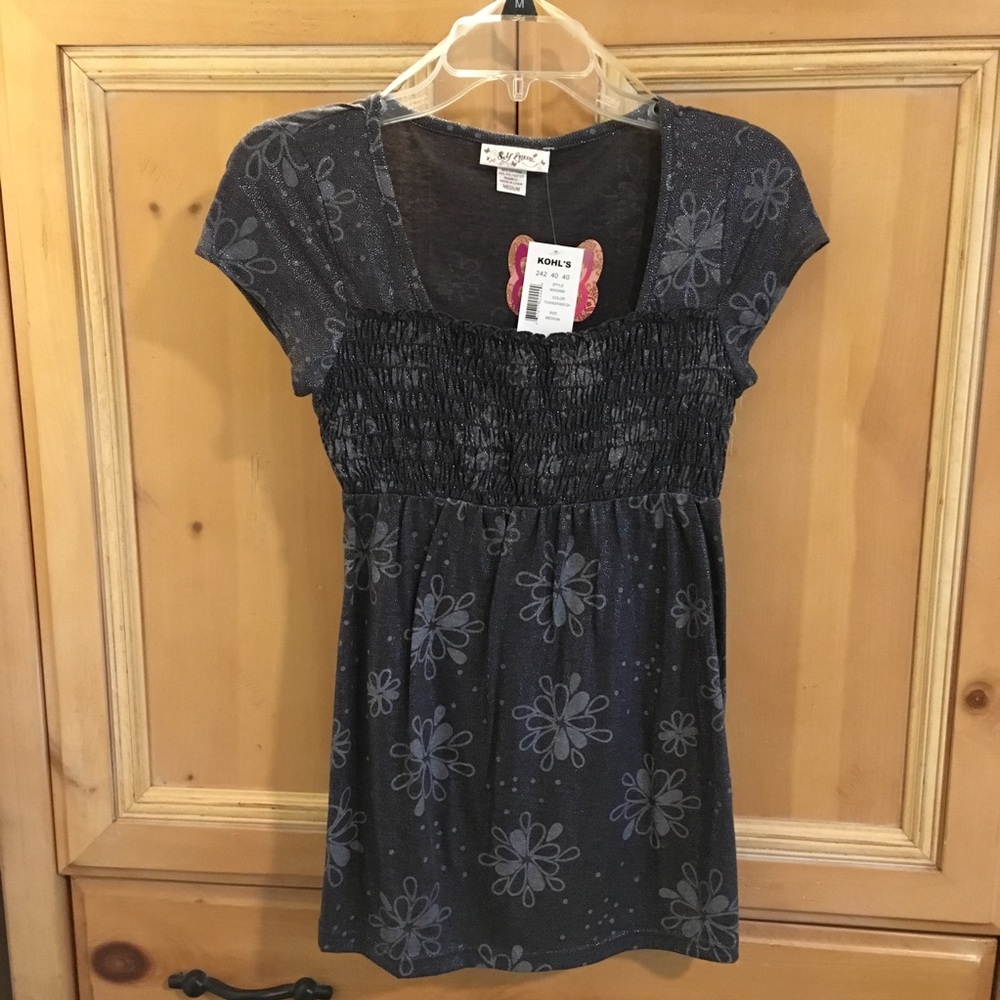 Women’s dress shirt